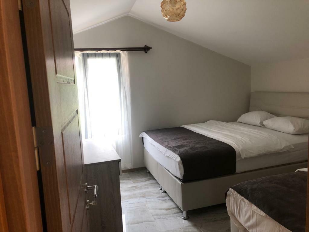Horio Villa Узунгьол Екстериор снимка